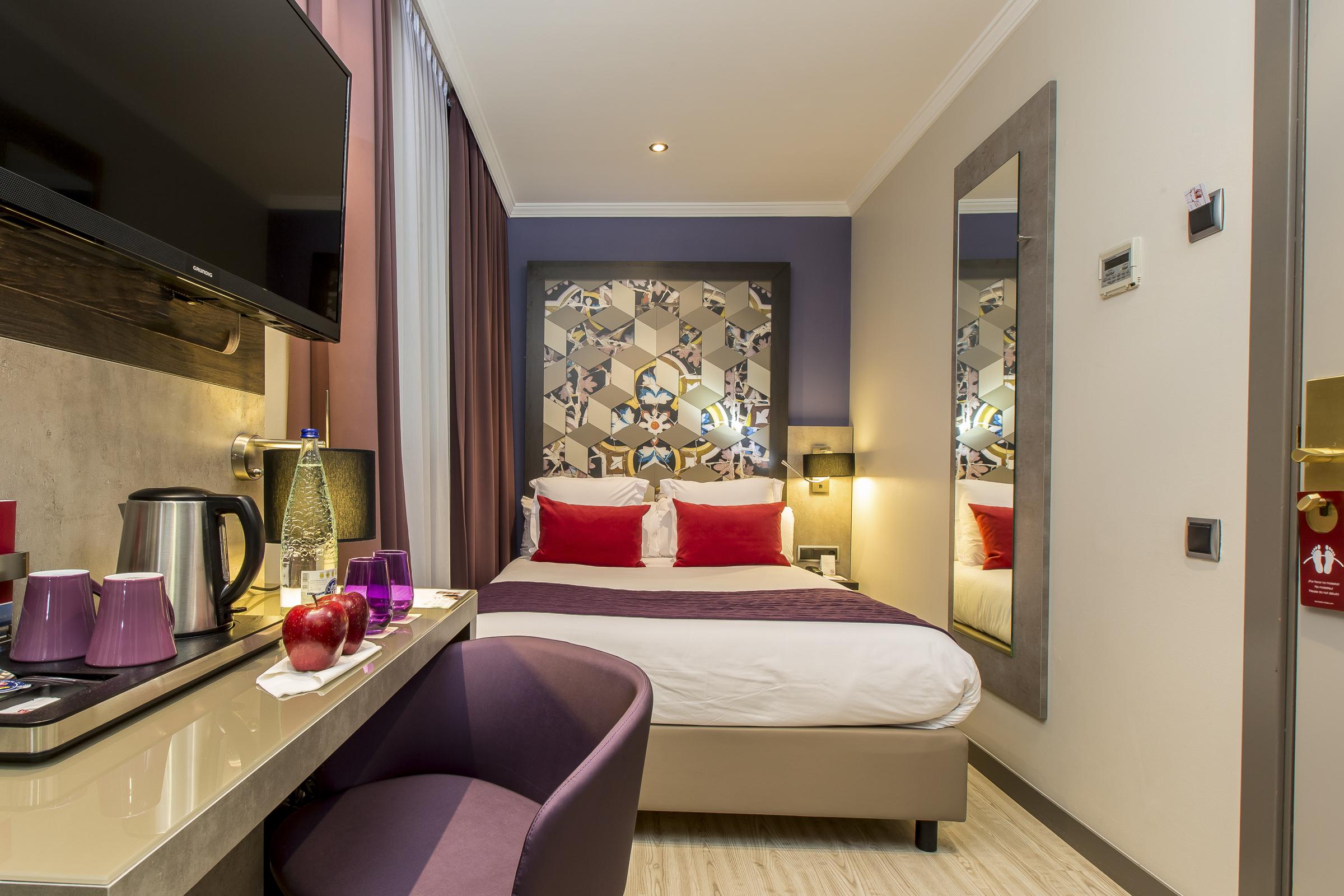 Leonardo Hotel Barcelona Las Ramblas Екстериор снимка