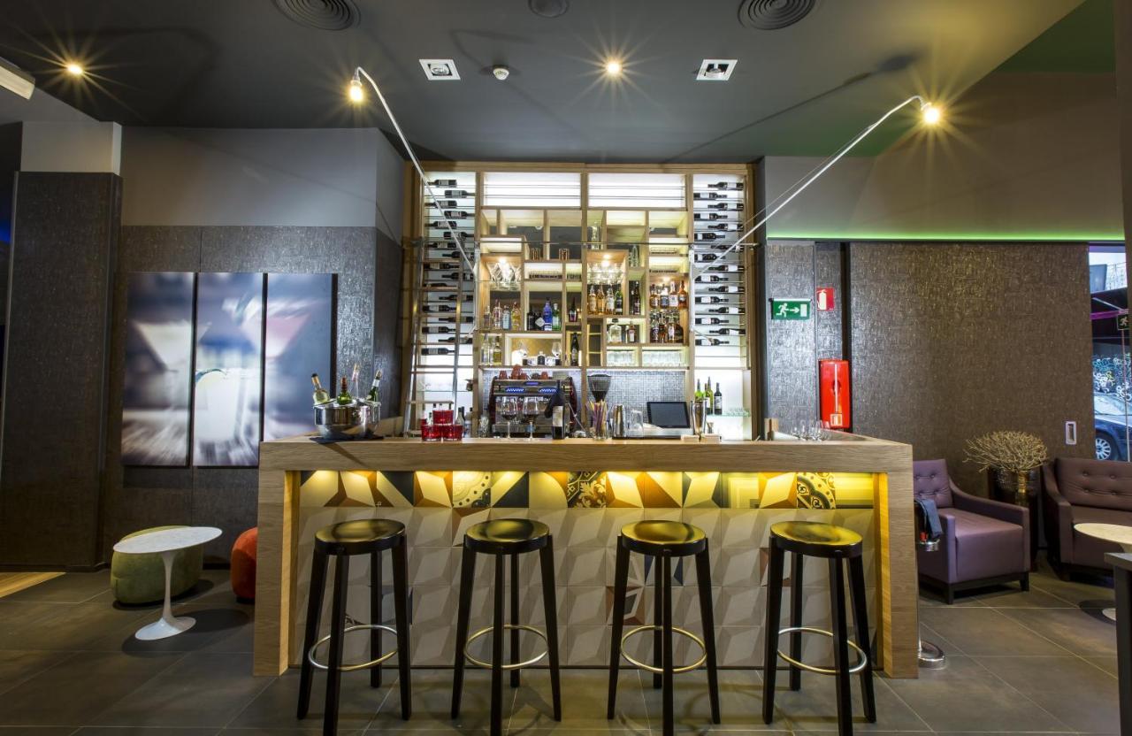 Leonardo Hotel Barcelona Las Ramblas Екстериор снимка