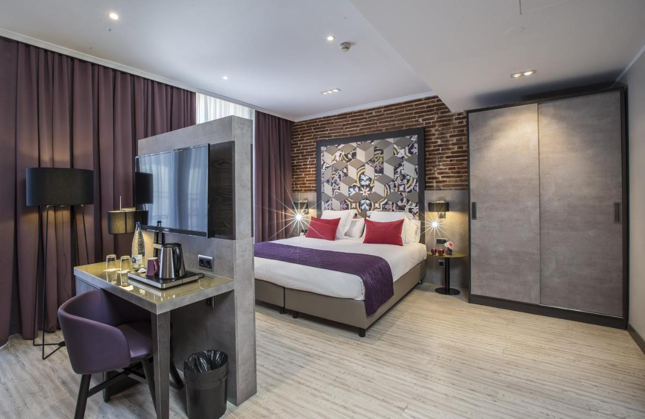 Leonardo Hotel Barcelona Las Ramblas Екстериор снимка