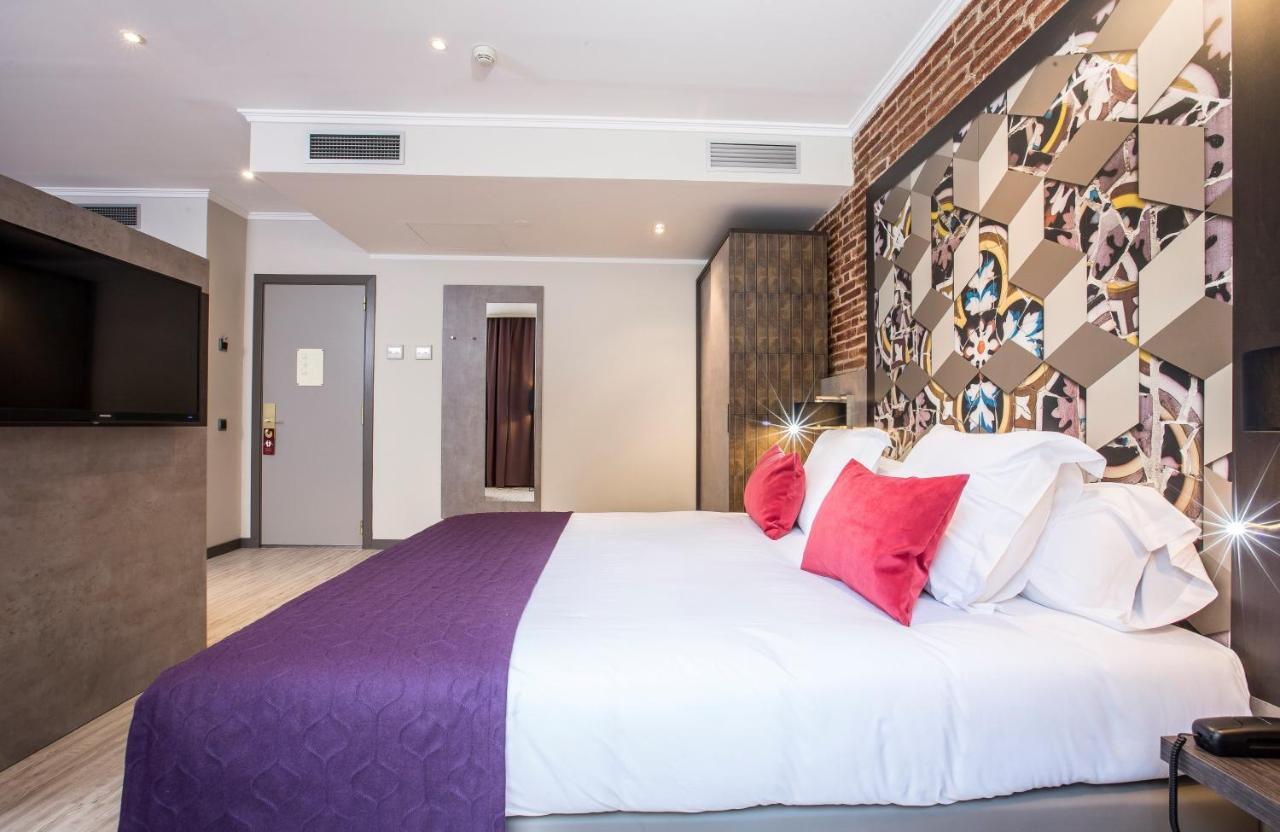Leonardo Hotel Barcelona Las Ramblas Екстериор снимка