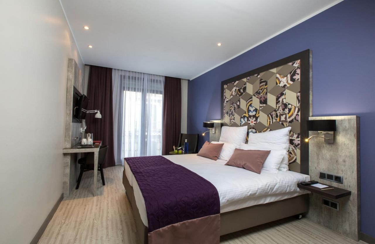 Leonardo Hotel Barcelona Las Ramblas Екстериор снимка